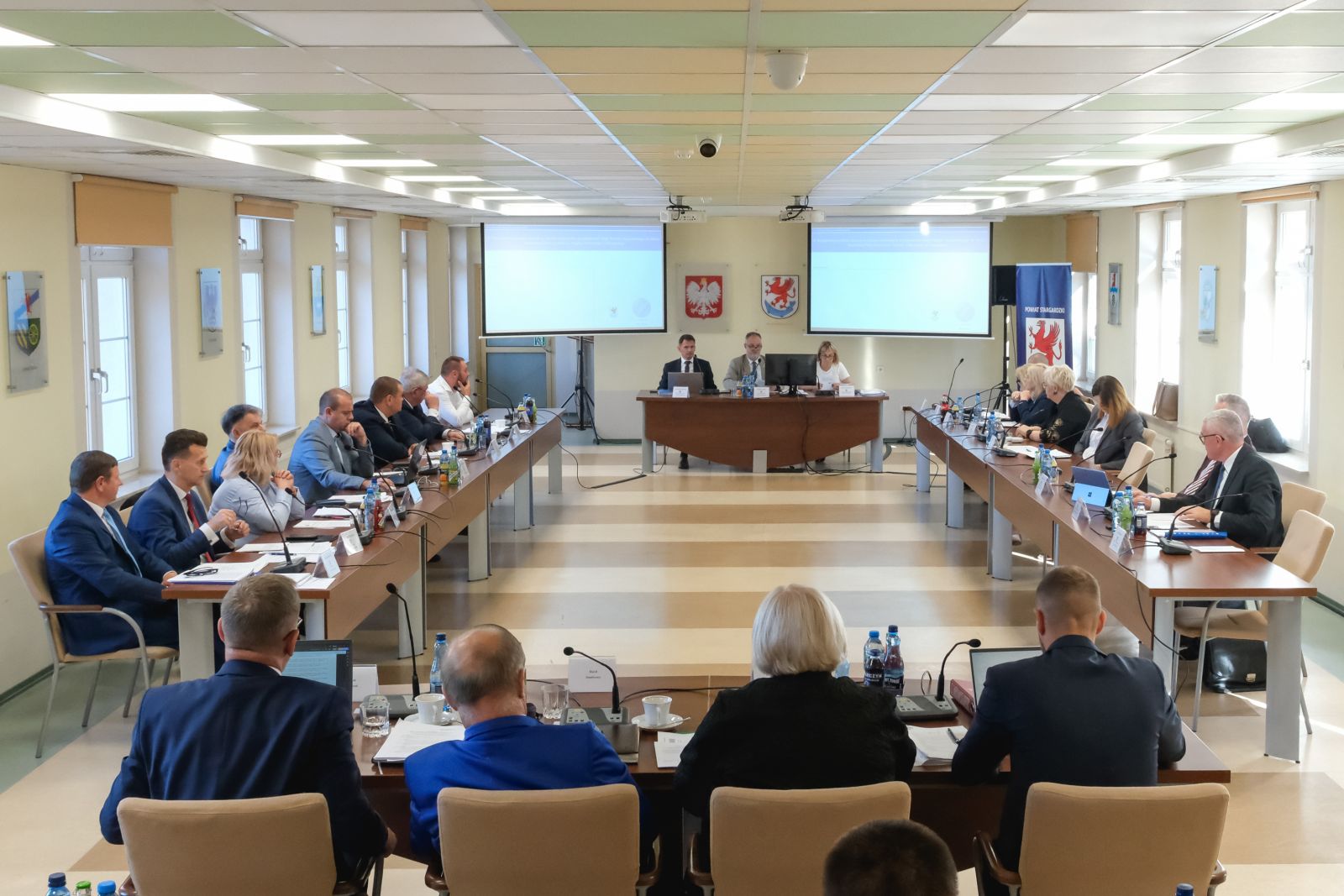Galeria zdjęć: XVIII Sesja Rady Powiatu Stargardzkiego